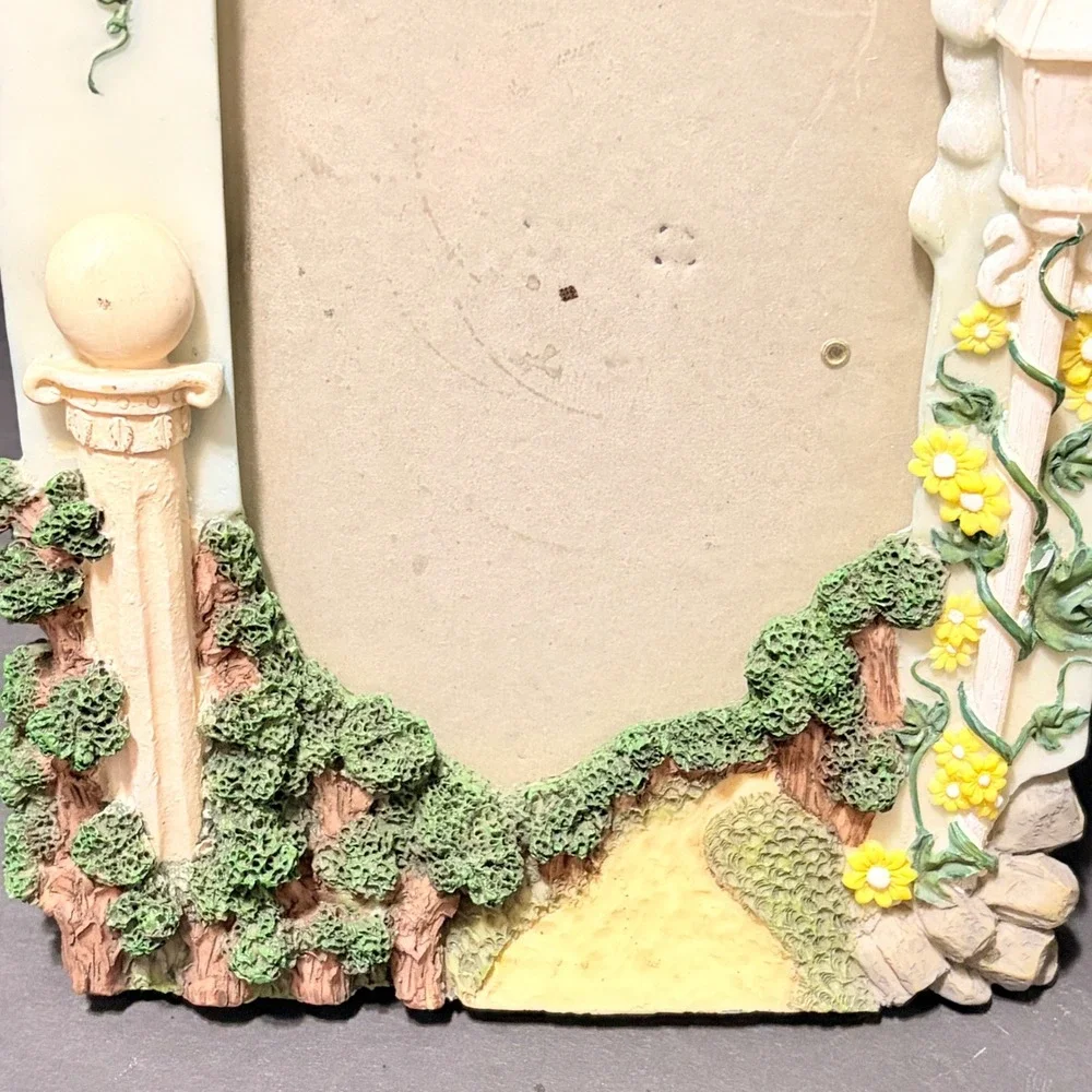 Vintage Wal-Mart Garden Path 3D Resin Picture Frames Set of 2 Cottagecore 5x7